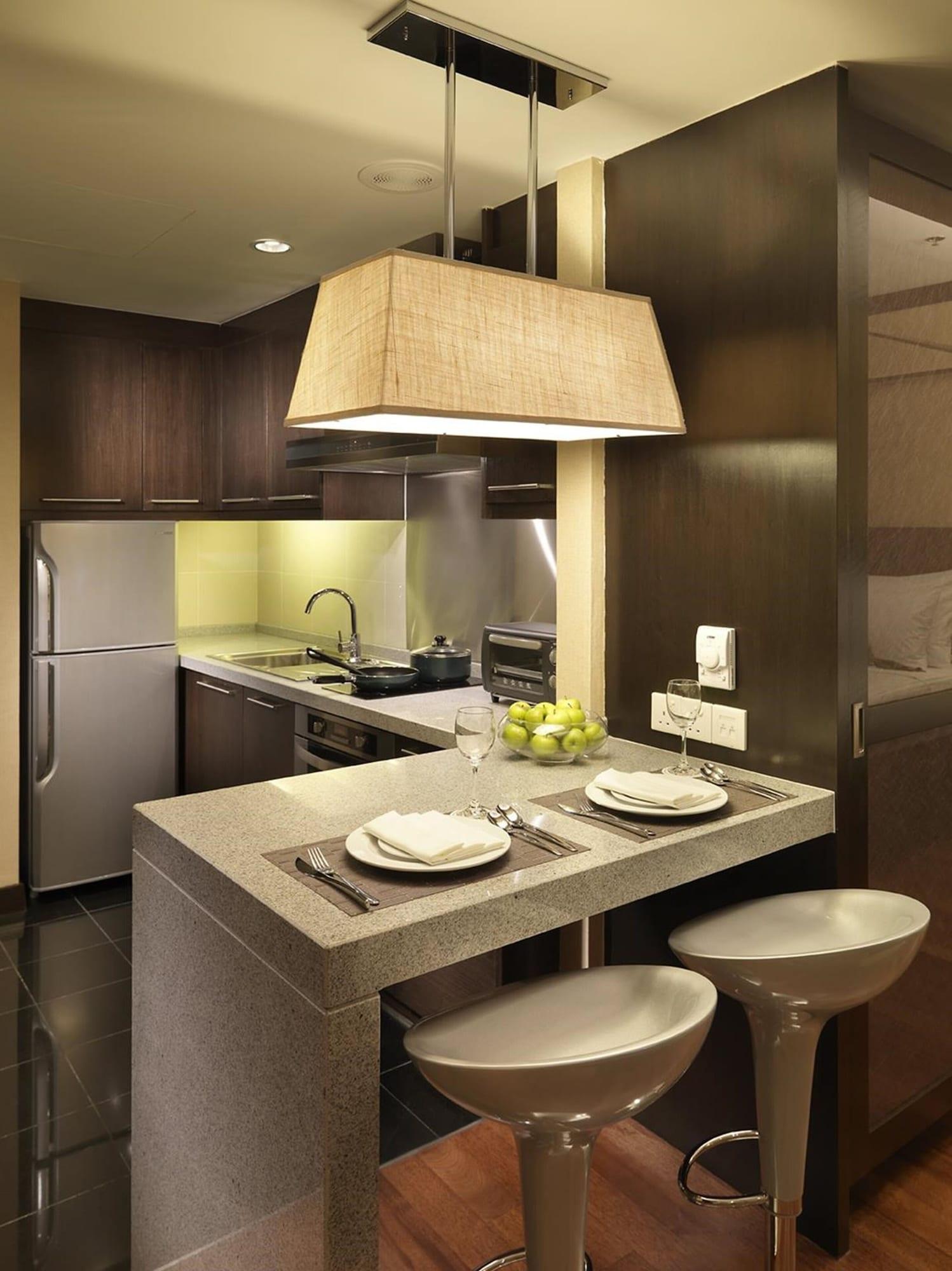Micasa All Suites Hotel Kuala Lumpur Kültér fotó A kitchen in a typical apartment