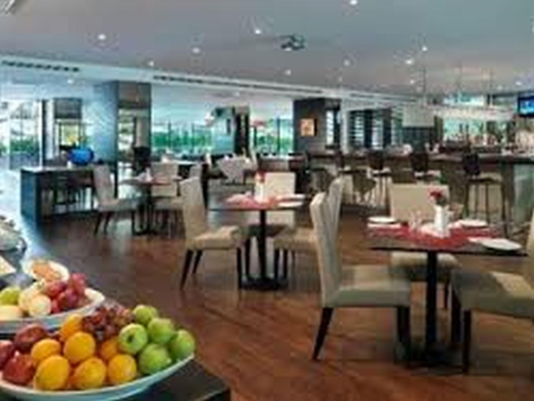 Micasa All Suites Hotel Kuala Lumpur Kültér fotó The interior of the lounge